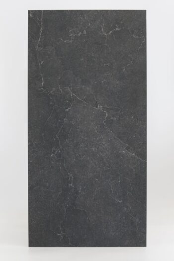 Płytki ala kamień, ciemnoszare - Blustyle Cotto d’Este Unica Carbon 60x120 cm. Włoskie płytki imitujące naturalny kamień z delikatnymi wżerami i matową powierzchnią.