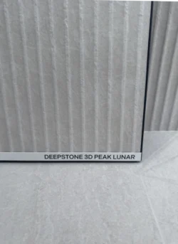 Szare płytki z ryflami - NOVABELL Deepstone 3D Peak Lunar 60x120. Flizy imitujące kamień.