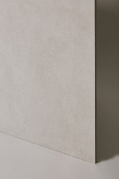 Jansy gres ala beton na podłogę i ścianę, imitujący beton do łazienki, salonu, kuchni, Cifre Nexus glaciar 60x120 cm