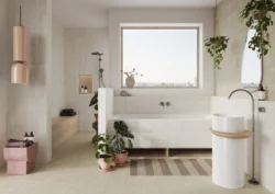 Kafelki cegiełki jasnoszare efekt kamienia łazienkowe Marca Corona Miniature Fornace Bianco Minerale 6x24 J408