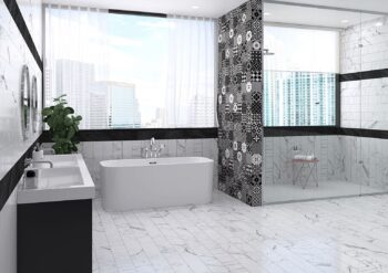 Kafelki patchwork łazienka, Absolut Keramika Samoa 15X90 cm. Łazienka z czarno, biało, szarymi płytkami patchworkowymi na ścianie.