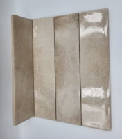 Małe kafelki do łazienki - Harmony Bari Brown 6x24,6 cm. Błyszczące płytki w małym formacie cegiełki w jasnych odcieniach brąz