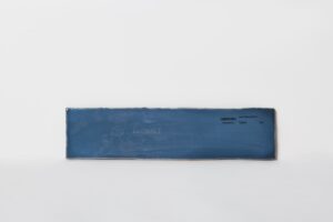 Płytki cegiełki niebieskie - Peronda Harmony California Denim 7.5x30cm. Płytki łazienkowe, kuchenne w odcieniu niebieskiego - denim z błyszczącą lekko pofalowaną powierzchnią.