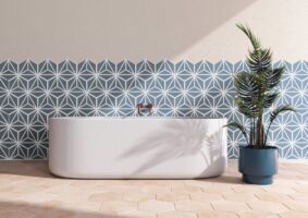 Płytki łazienkowe, heksagonalne na ścianie - Peronda Harmony Varadero. Kafelki z białym wzorem na matowej powierzchni.