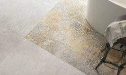 Płytki podłogowe patchwork - NAXOS Fresco scaligeri 60x120 cm. Płytki patchworkowe na podłodze w łazience.