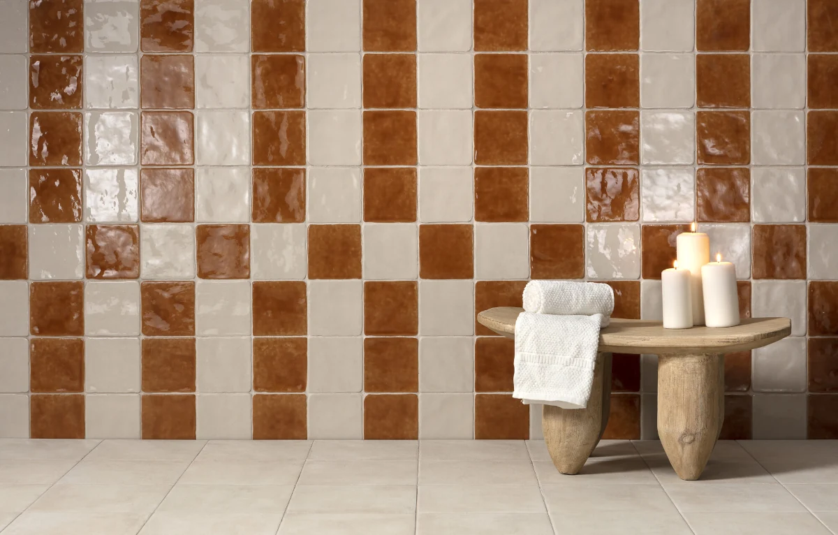 Płytki rustykalne kwadratowe 12x12cm ścienne w łązience na ścianie - Harmony HANA SAND 12x12