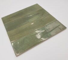 Płytki ścienne, zielone - Peronda Harmony BARI GREEN DECOR 6×24,6 cm. Kafelki z trójkątnym, wklęsłym elementem dekoracyjnym w połysku.