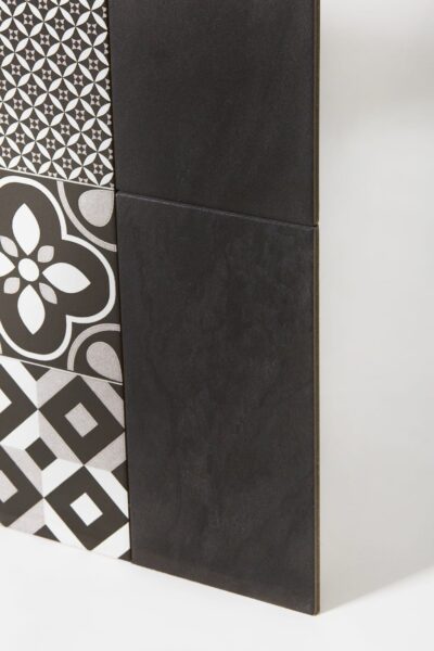 Gres marmur czarny - Absolut Keramika Guinea 15x90. Hiszpańskie płytki marmurowe na podłogę i ścisnę.