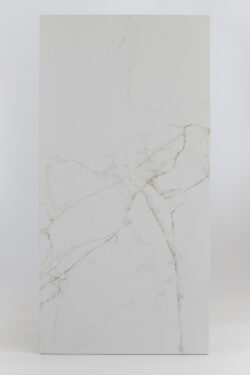 Museum DUAL WHITE NT/60X120/R - Płytki imitujące marmur ze złotem do łazienki
