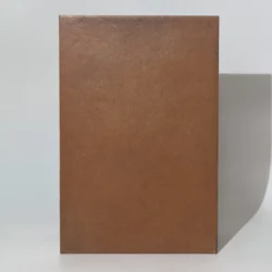 CERDOMUS Valdorcia Terracotta 40x60 cm rzemieślniczy gres cotto. Kafle podłogowe z matową, nieregularną powierzchnią i krawędziami.