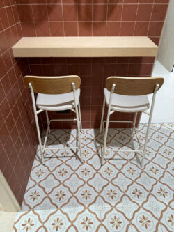 Harmony Llevant Clay Petals 22,3x22,3 płytka podłogowa