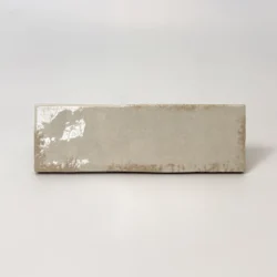 Kafelki cegiełki retro Natucer Lineage Ivory 6.5x20 cm. Ścienne płytki błyszczące, kremowo-beżowe.