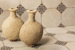 Płytki gresowe rustykalne - Peronda Fs FIELD BLACK LT 45,2x45,2 cm. Dekoracyjny gres z błyszczącymi biało-czarnymi wstawkami i matową powierzchnią.