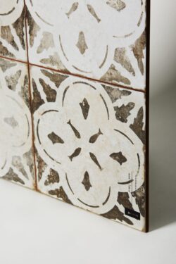 Płytki postarzane do kuchni - Peronda FS Aurora Black 45x45 cm. Płytki z czarnym wzorem i sztucznymi fugami na podłogę.