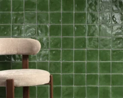 Zielone płytki rustykalne, kwadratowe, ścienne Harmony Peronda Hana Green 12x12 cm. Efekt rzemieślniczy.