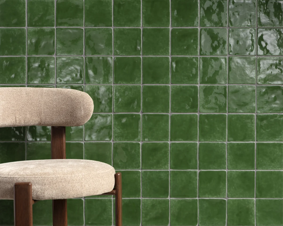 Zielone płytki rustykalne, kwadratowe, ścienne Harmony Peronda Hana Green 12x12 cm. Efekt rzemieślniczy.