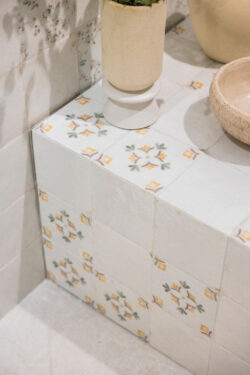 Kafelki do kuchni hiszpańskie Harmony Mayolica Flower 15x15