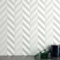 Białe płytki dekoracyjne na ścianie - Peronda Harmony Fold White 15x38 cm