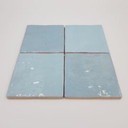 Błękitne płytki w połysku do łazienki na ścianę - Harmony Riad Sky 10x10