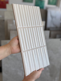 Płytki ozdobne na ścianę Harmony MOVES WHITE 20X40