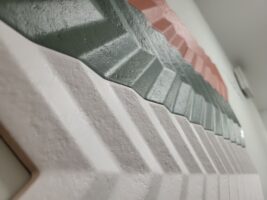 Płytki trójwymiarowe na ścianę - Peronda Harmony Fold 15x38cm. Kafelki dekoracyjne z hiszpańskiej kolekcji Fold w trzech kolorach: zielonym, białym, glinianym