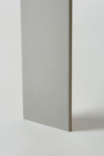 Płytki szary mat - EQUIPE Stromboli Simply Grey 9,2x36,8 cm. Szare kafelki ceramiczne na podłogę i ścianę w macie od hiszpańskiego producenta EQUIPE.
