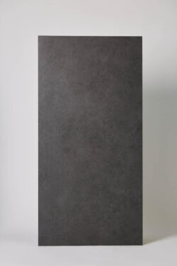 Płytka imitacja betonu - CIFRE Ever antracite 120x60 cm. Płytka podłoga, ścianą imitująca beton od hiszpańskiego producenta Cifre Ceramica.