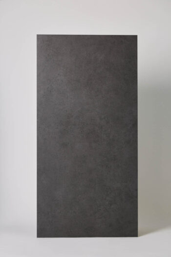 Płytka imitacja betonu - CIFRE Ever antracite 120x60 cm. Płytka podłoga, ścianą imitująca beton od hiszpańskiego producenta Cifre Ceramica.