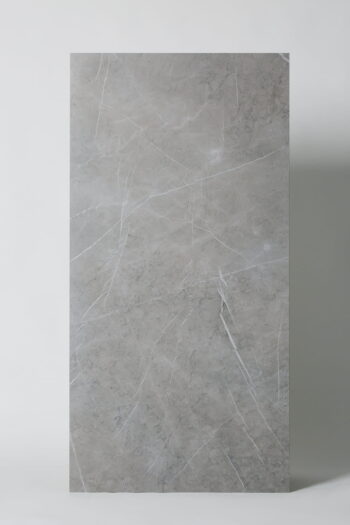Płytki szary marmur - Azuvi Aran Grey 60x120cm. Płytki marmurowe, matowe, szare z delikatnymi białymi żyłkami. Gres szkliwiony na podłogę lub ścianę.